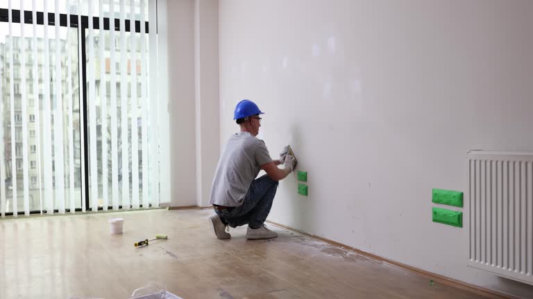 Best Water Damage & Mold Remediation  in Lorenz Park, NY